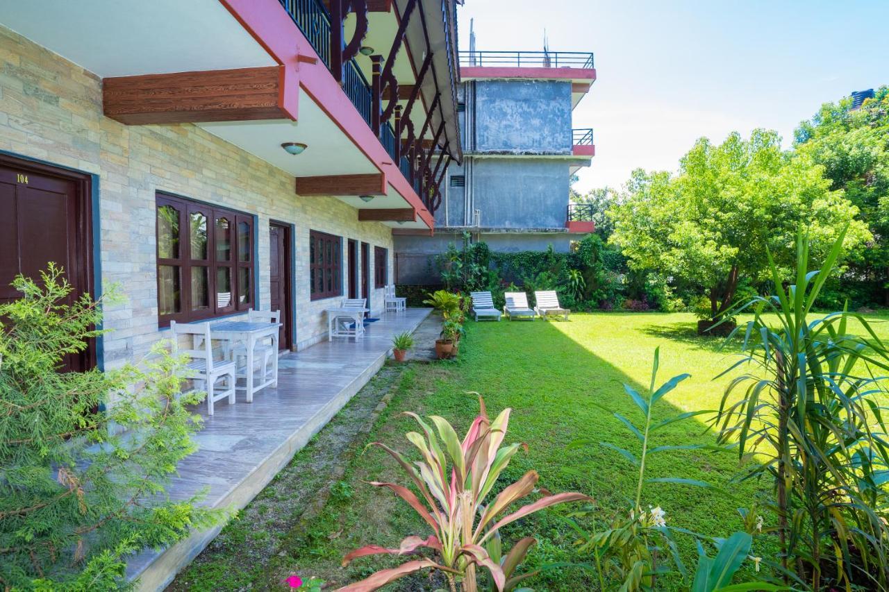 Butterfly Lodge Pokhara Ngoại thất bức ảnh