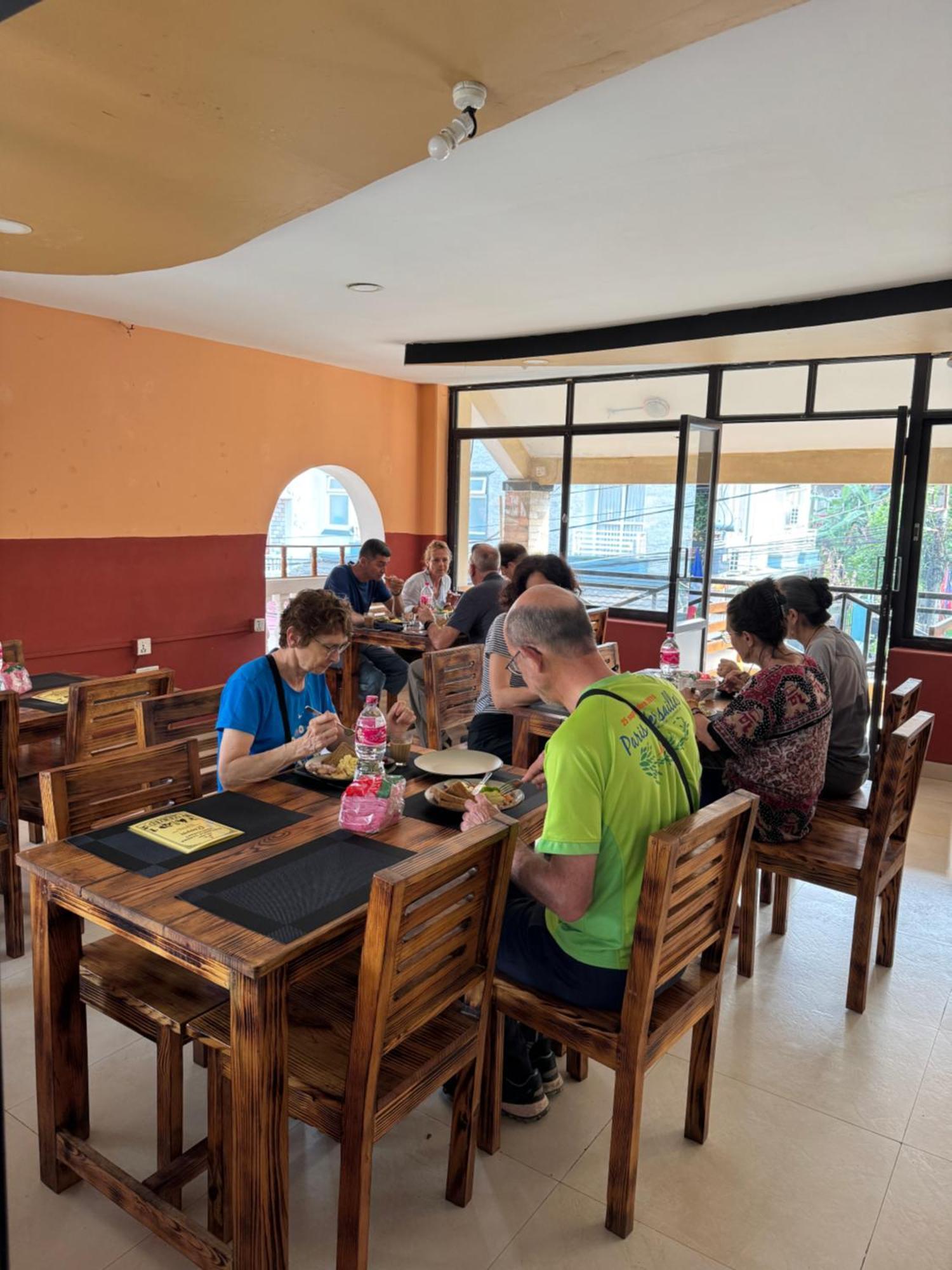 Butterfly Lodge Pokhara Ngoại thất bức ảnh